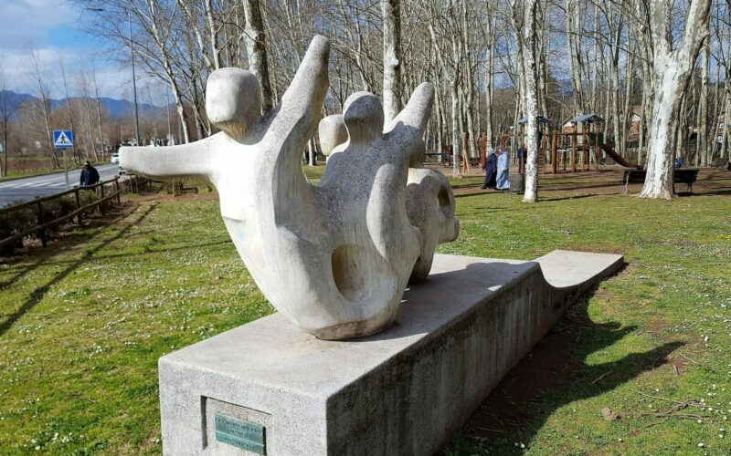 1981_Monument a l’Any Internacional del Nen (ara al Parc Espunya)