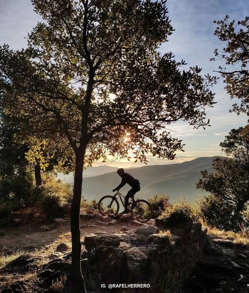 OLOT EN BICI RAFEL HERRERO